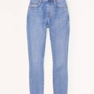Abercrombie and Fitch The Super Skinny Ankle High Rise Size 4